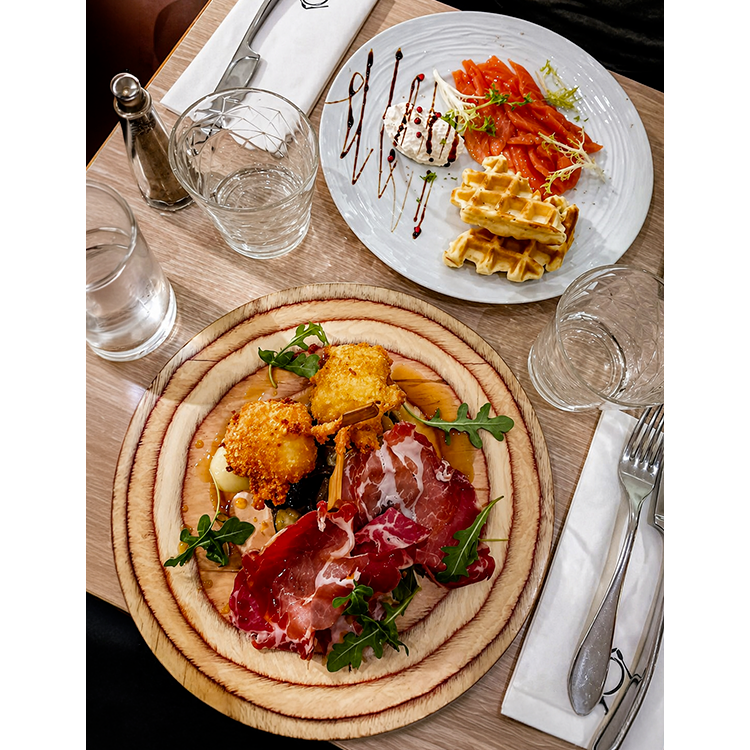 Restaurant - Brasserie Des O'Pignons - restaurant MILLY-LA-FORET